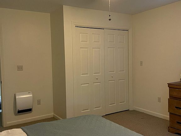 3rd image of 36R2 Story St