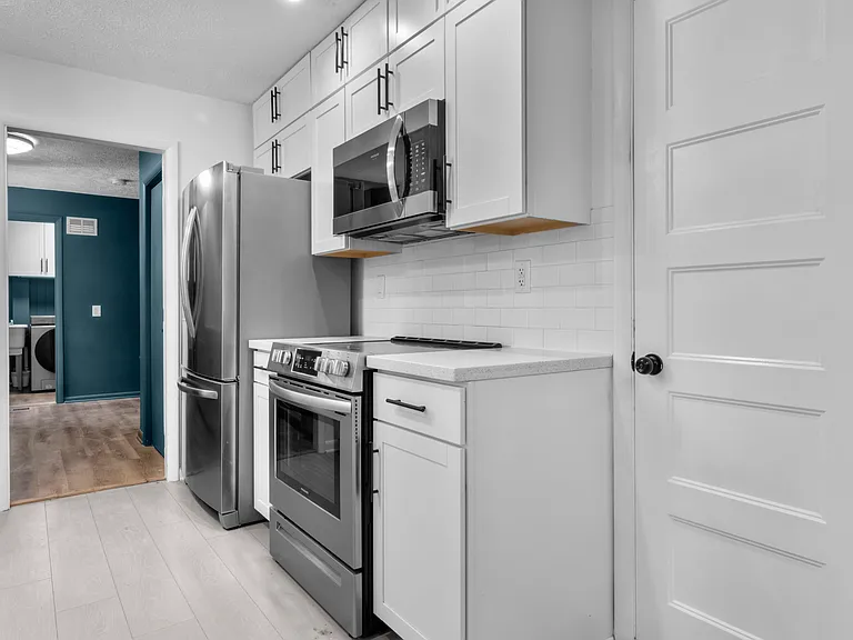 820 Eaglewood Dr — Photo 14