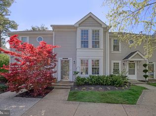 2405 S Walter Reed Dr #2, Arlington, VA 22206