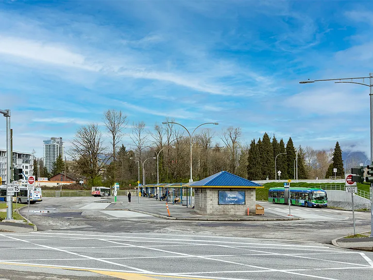 1550 Oxford St — Photo 41