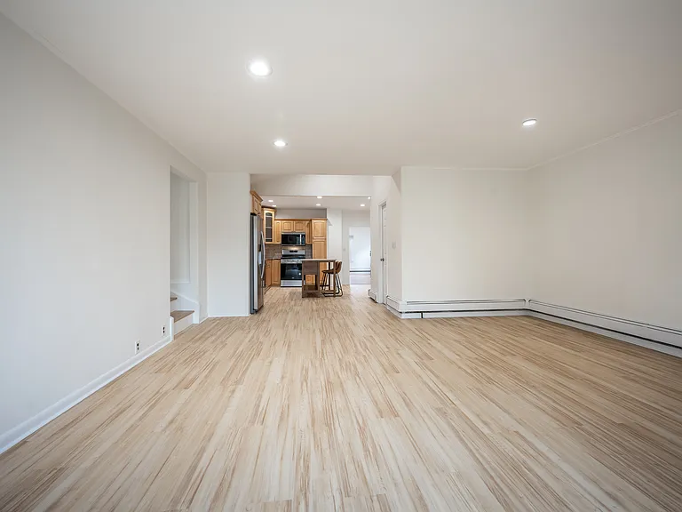 14 Deane Pl — Photo 19