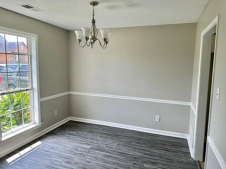 105 Winding Creek Dr — Photo 15