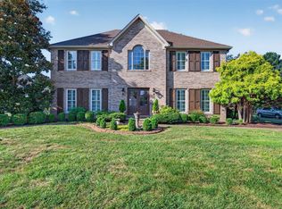 1746 Briar Cir, Bowling Green, KY 42103