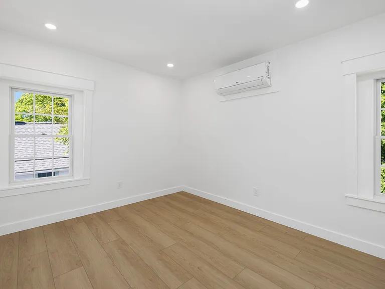 23 Melrose St #4 — Photo 12
