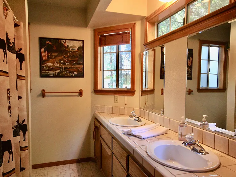 474 Merrimack Dr — Photo 10
