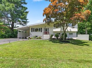 106 Keats Ave, Hartsdale, NY 10530