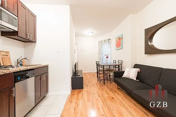 Rented by Avenues Real Estate | media 9