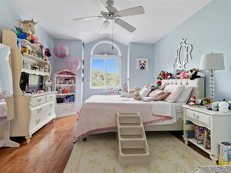 902 Tides Rd — Photo 19