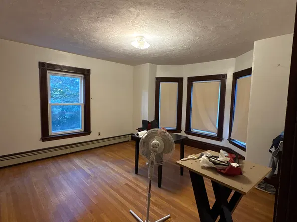 23 Chester St #2, Watertown, MA 02472