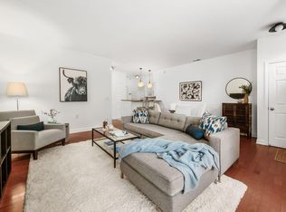 46 W Russell St, Columbus, OH 43215