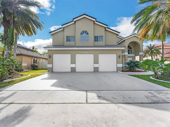 19810 NW 10th St, Pembroke Pines, FL 33029
