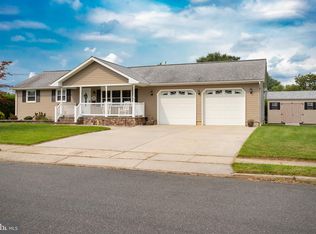 24 Mallory Way, Hamilton, NJ 08610