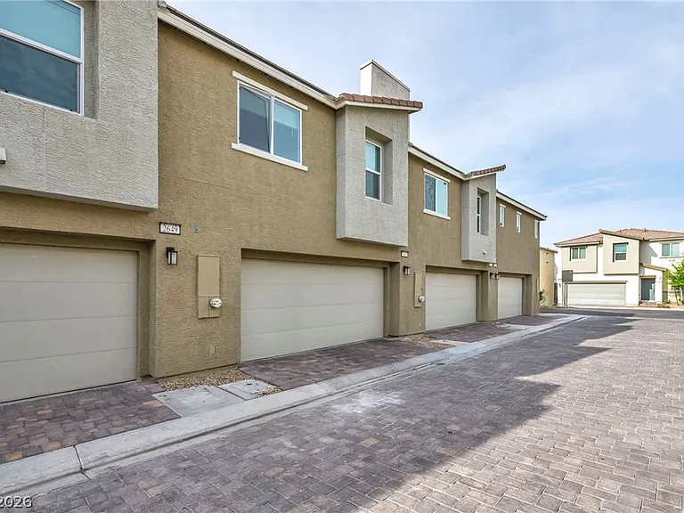2645 Wimbledon White Ct — Photo 8