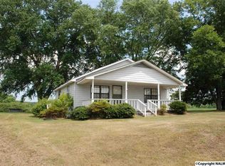 826 County Road 190, Crossville, AL 35962