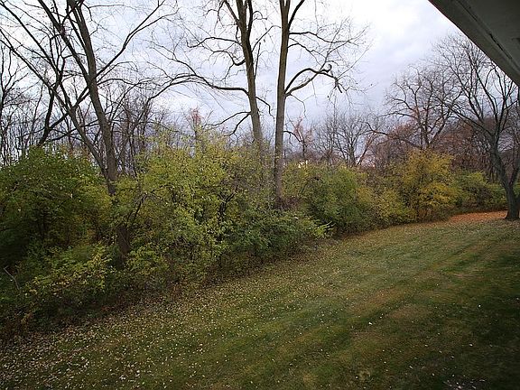 5th image of 42551 Plymouth Hollow Dr #29