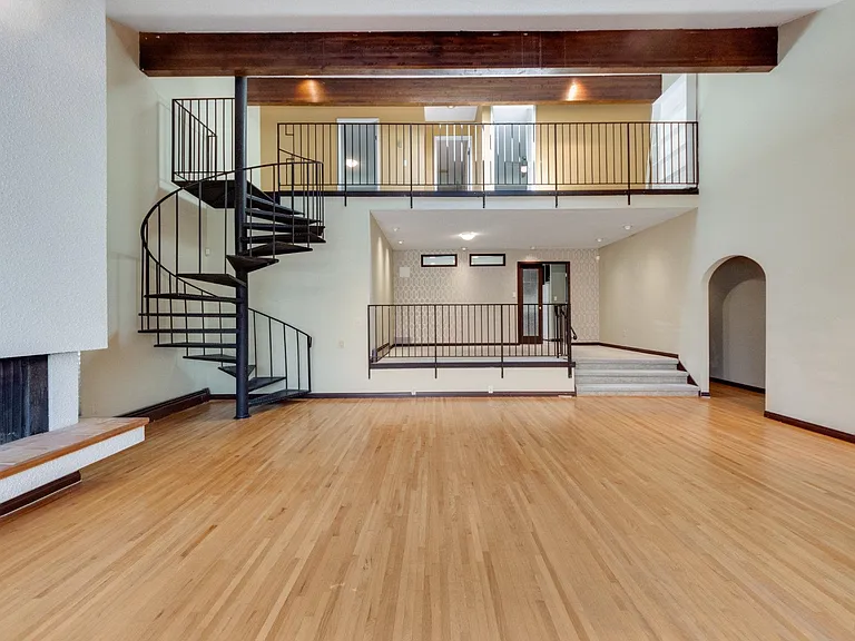 5191 Chetwynd Ave — Photo 15