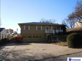 9436 N 30th St, Omaha, NE 68112