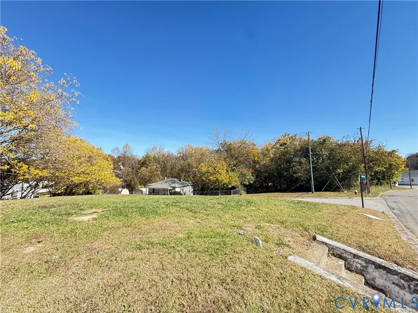 427 Bradley Rd, Danville, VA 24540