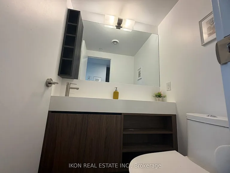 1100 Sheppard Ave W #Penthouse 07 — Photo 17
