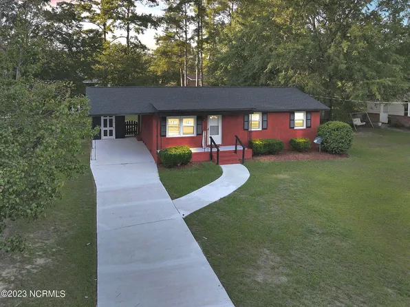 717 Dogwood Ln, Rockingham, NC 28379