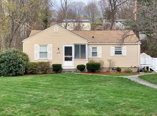 115 S Flagg St, Worcester, MA 01602