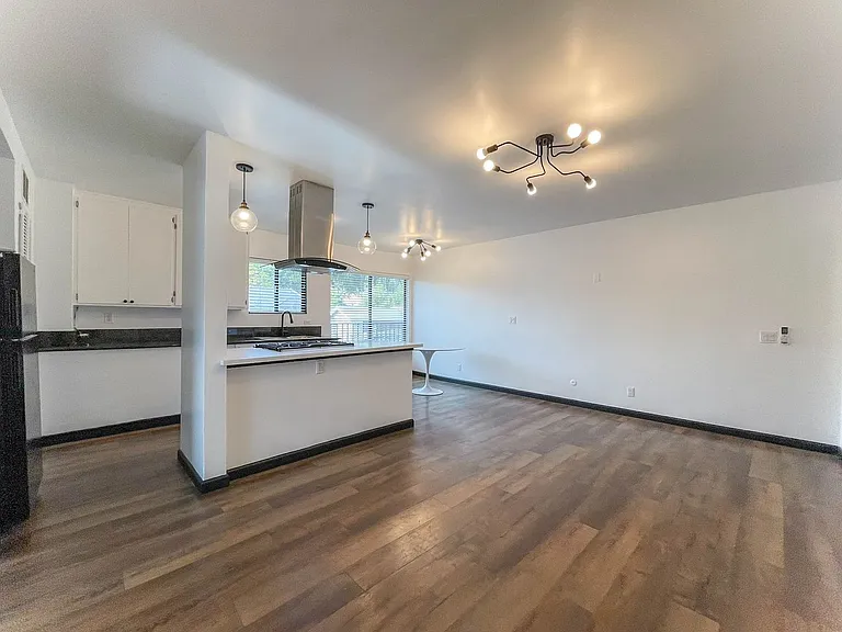 6607 N. Figueroa St. — Photo 28