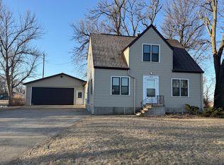 209 W Hibbard Ave, Belview, MN 56214