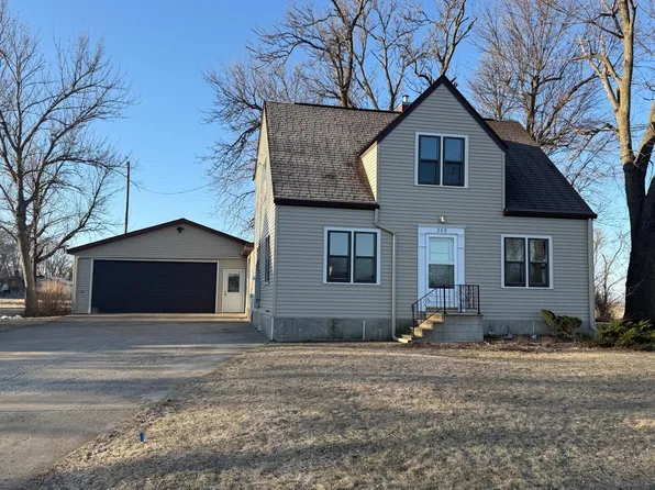 209 W Hibbard Ave, Belview, MN 56214