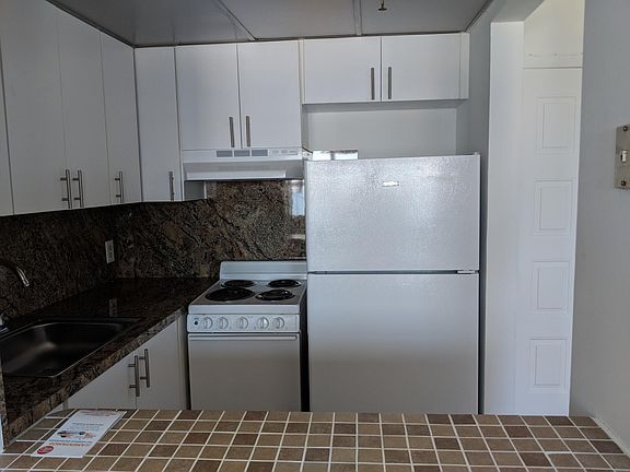 5th image of 820 Washington Ave #1405