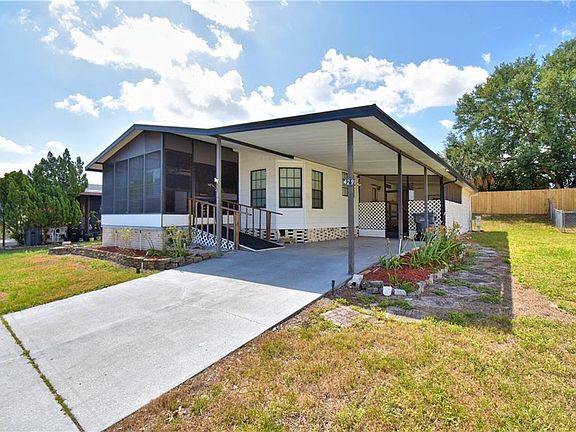 2nd image of 429 Village Cir SW