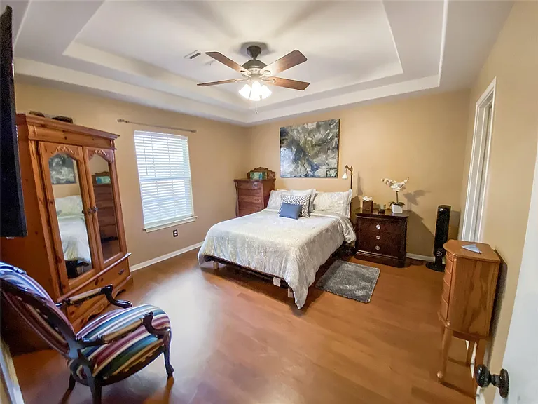 254 E Sunset Dr — Photo 11