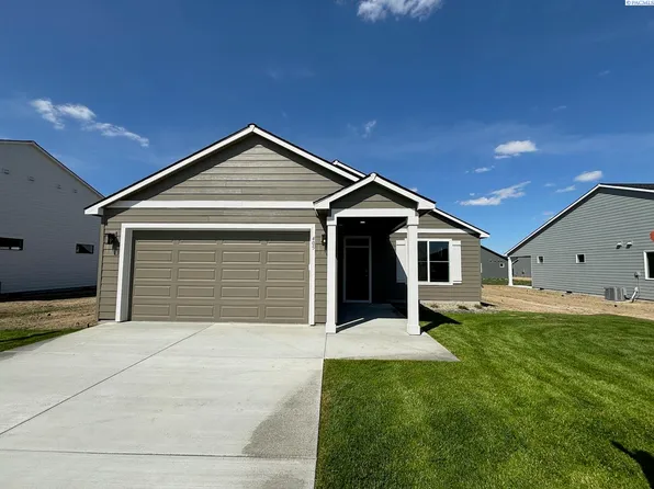 405 Pearl Ave, Grandview, WA 98930