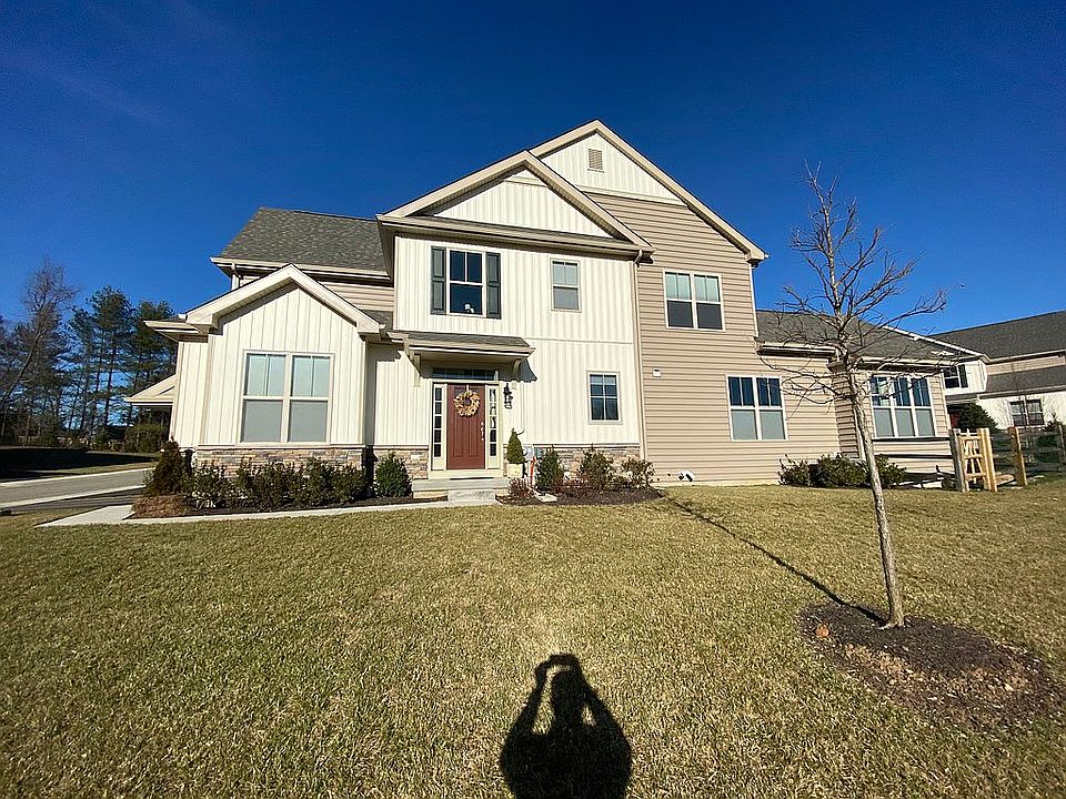 1027 James Walter Way 