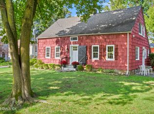 1 Cary Rd, Riverside, CT 06878