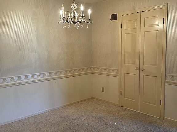 4th image of 460 W Downer Pl APT 3D