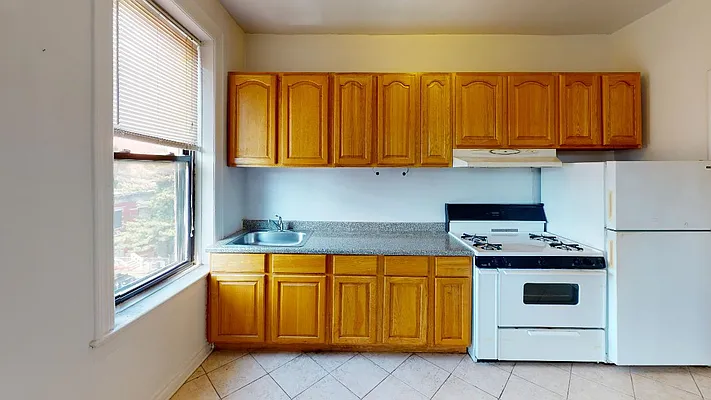 Rented by Metro Garden Realty NYC | media 63