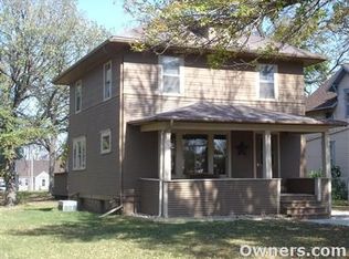 1306 E 9th St, Sioux Falls, SD 57103