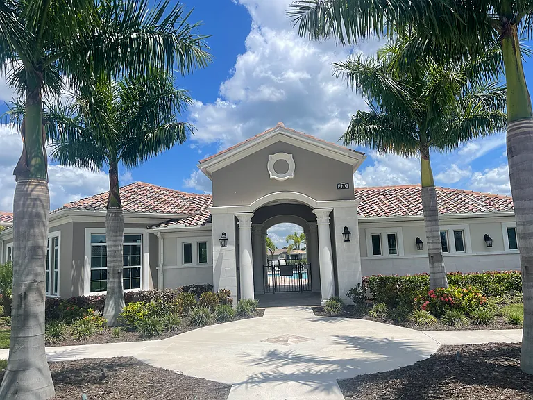 188 Daylily Blvd — Photo 4