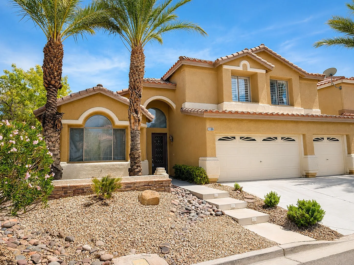 5 bed, 3116 sqft, $3,850 — Photo 2