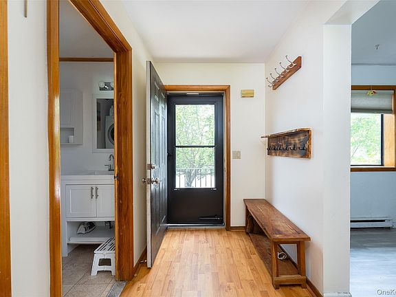4th image of 7604 Chelsea Cove N