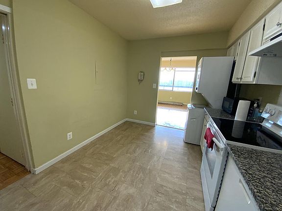 5th image of 3713 S George Mason Dr APT 1203W