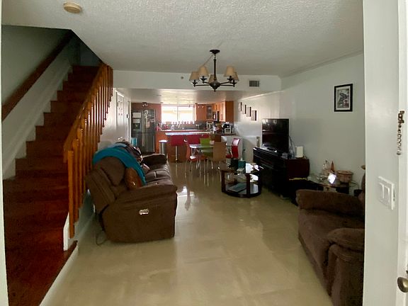 3rd image of 551 NW 82nd Ave APT 520