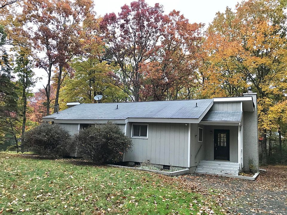 1st image of 317 Maple Ridge Dr
