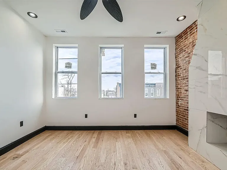 1614 E Lanvale St #2 — Photo 8