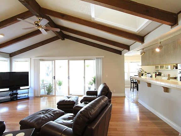 4th image of 191 Water View Way