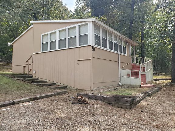 5th image of 1039 Holiday Acres Dr