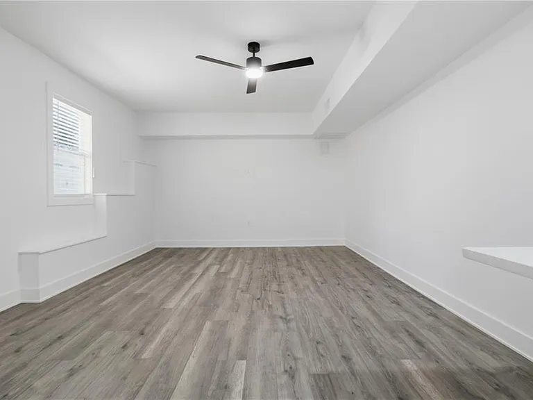 230 Pinebridge Ct — Photo 42
