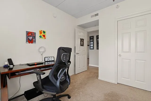 225 Main St #214 — Photo 15