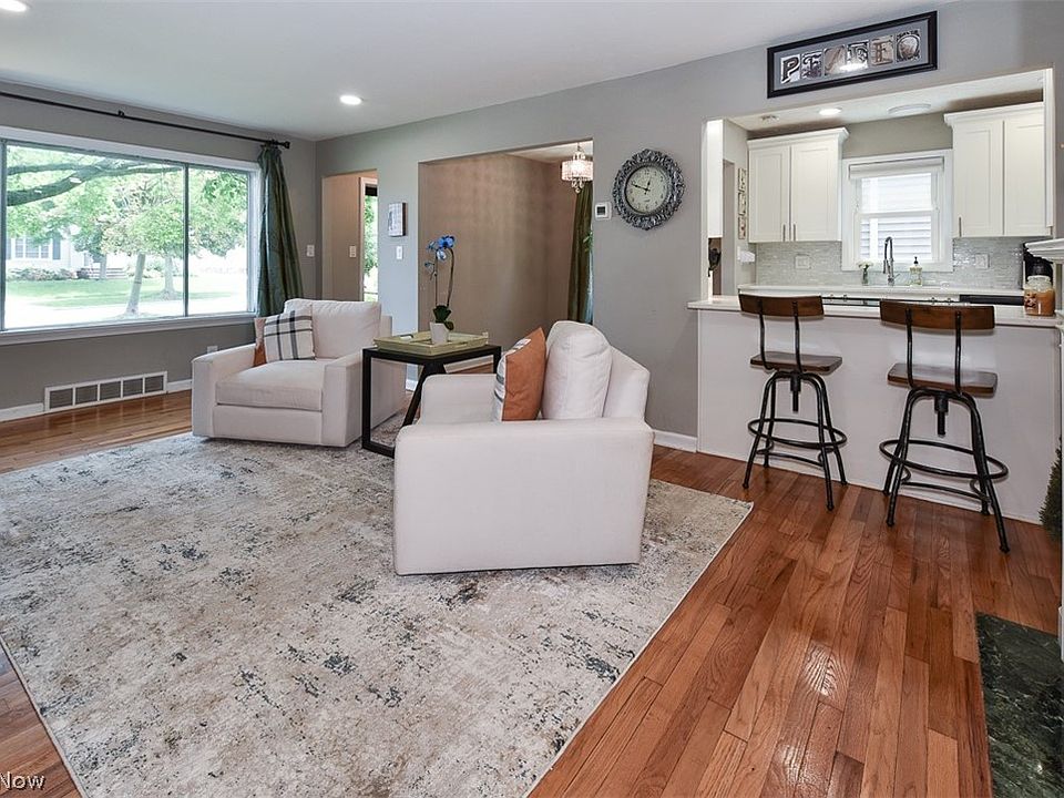 1500 Hampton Rd, Rocky River, OH 44116 Zillow