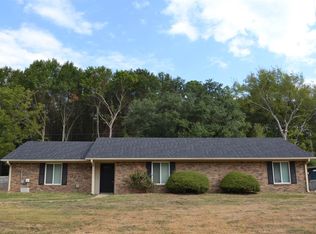 109 Woodland Trl, Gladewater, TX 75647